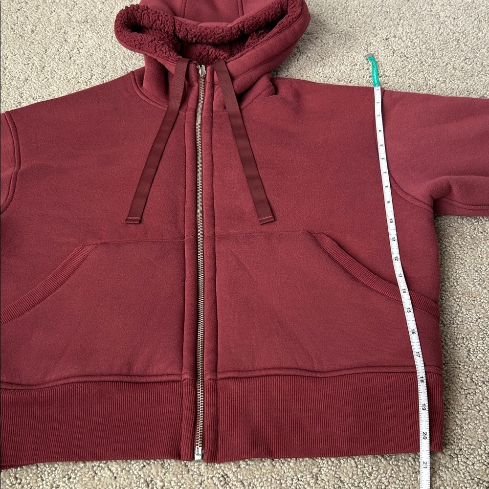 Athleta Sherpa Hoodie Jacket Reversible Fleece Cropped Zip-up Coat Burgundy S - Picture 4 of 13